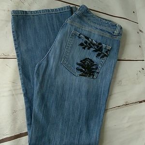 White House Black Market Jeans, size 6R